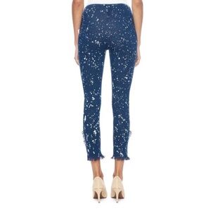 Lysse Fringe Tulip Hem Denim Blue Wash Splatter Pattern Cropped Stretch Knit L